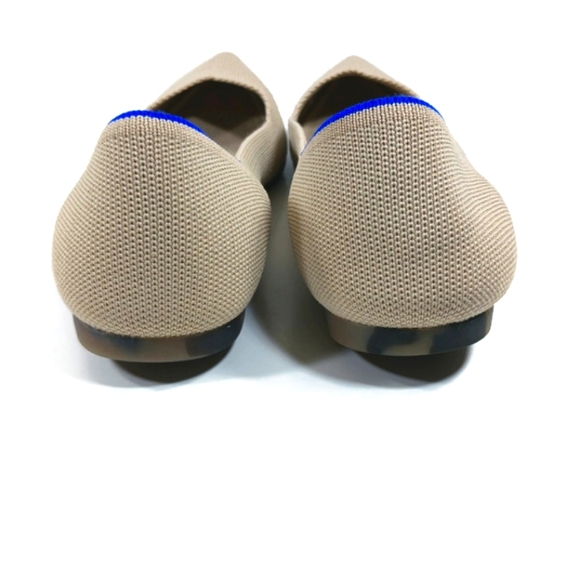 SS1640 EUC $149 Rothys Ecru Pointy Toe Ballet Flats—left shoe:9, right shoe:9.5 - Picture 9 of 10